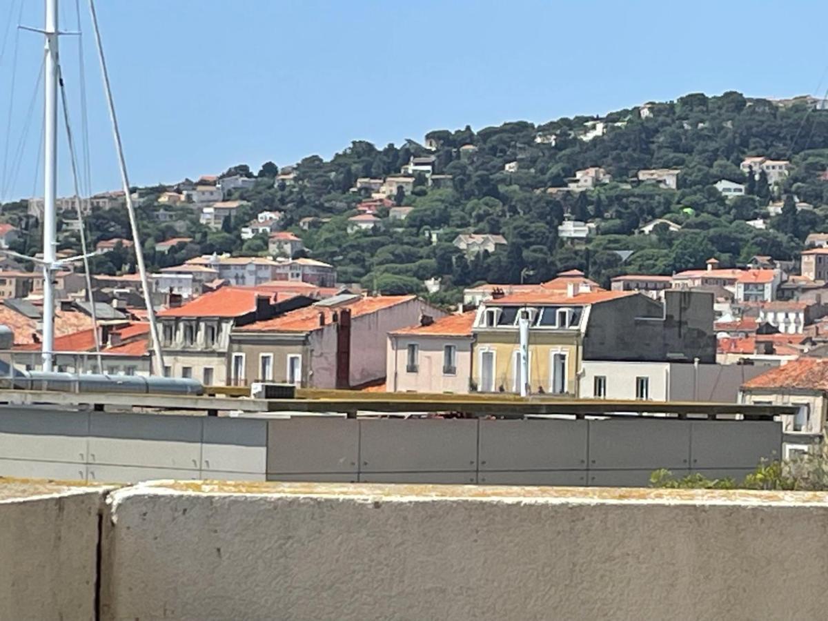 Appartement T2, Climatise, Wifi, Parking Et Piscine Prives Sete Exterior photo